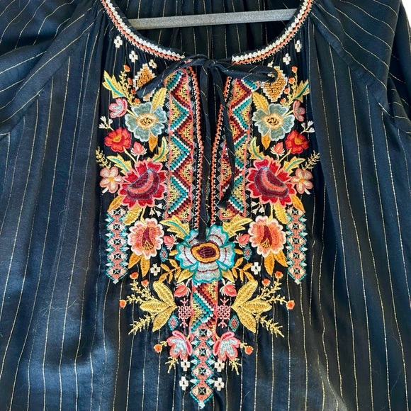 Johnny Was Embroidered Black Blouse. Roomy Sz S - Picture 2 of 10